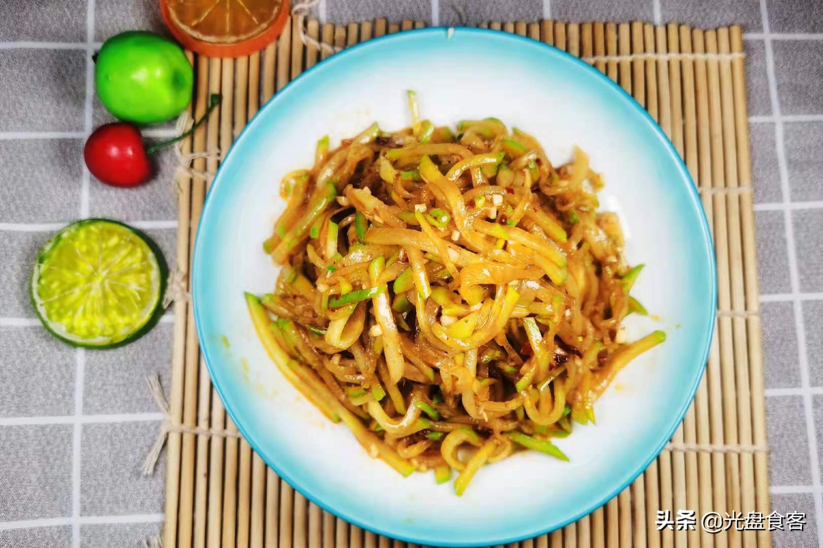 冬天吃白萝卜有什么功效作用,冬季多吃白菜萝卜教你好吃的做法