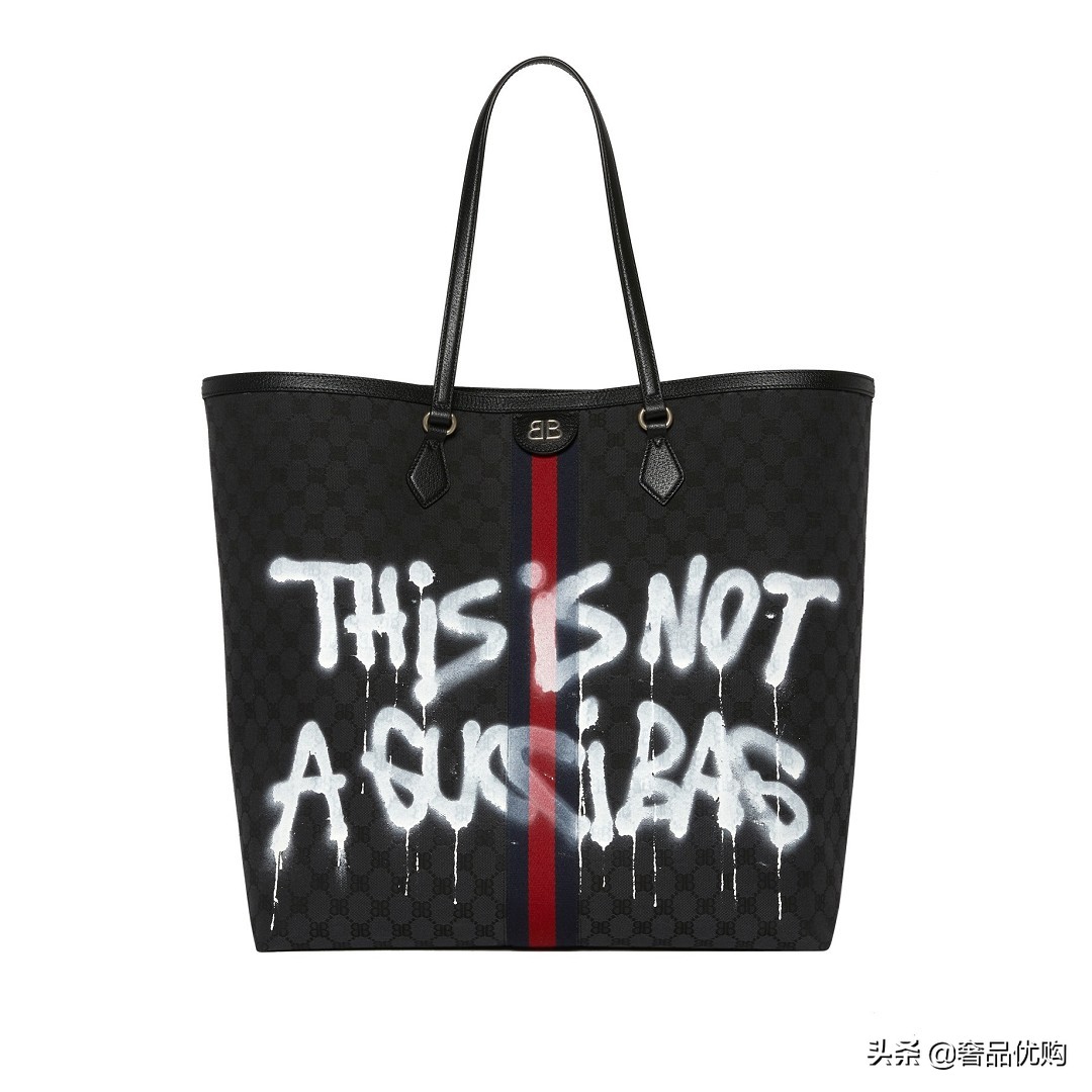 balenciaga克隆秀场,balenciaga21年时装秀