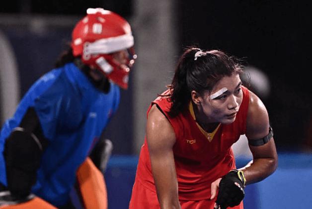 直播中国女排对阵西班牙队,三连败女排还能不能出线