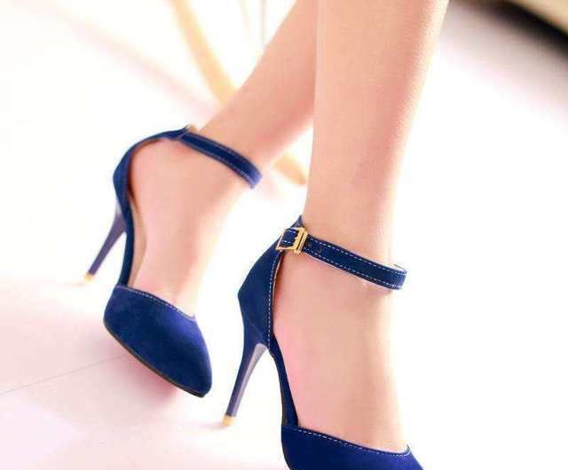 尖头细跟的高跟鞋散发优雅女人味,高级感气质优雅尖头高跟鞋