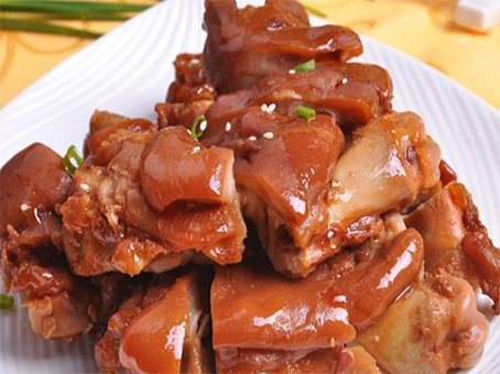 这里不愧是安徽的美食之城！安徽名吃一锅端之临泉美食