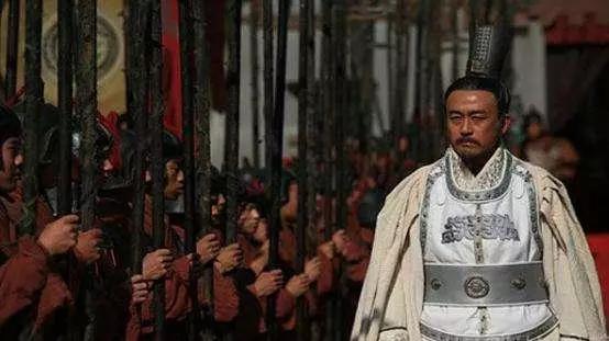 现实很残酷负荆请罪的廉颇下场,负荆请罪的故事廉颇说了什么话