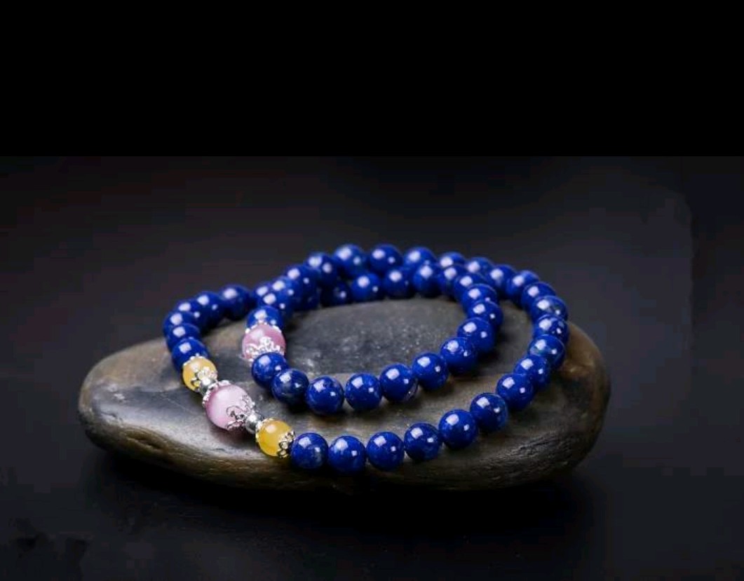 色如点黛，璨若星辰的青金石