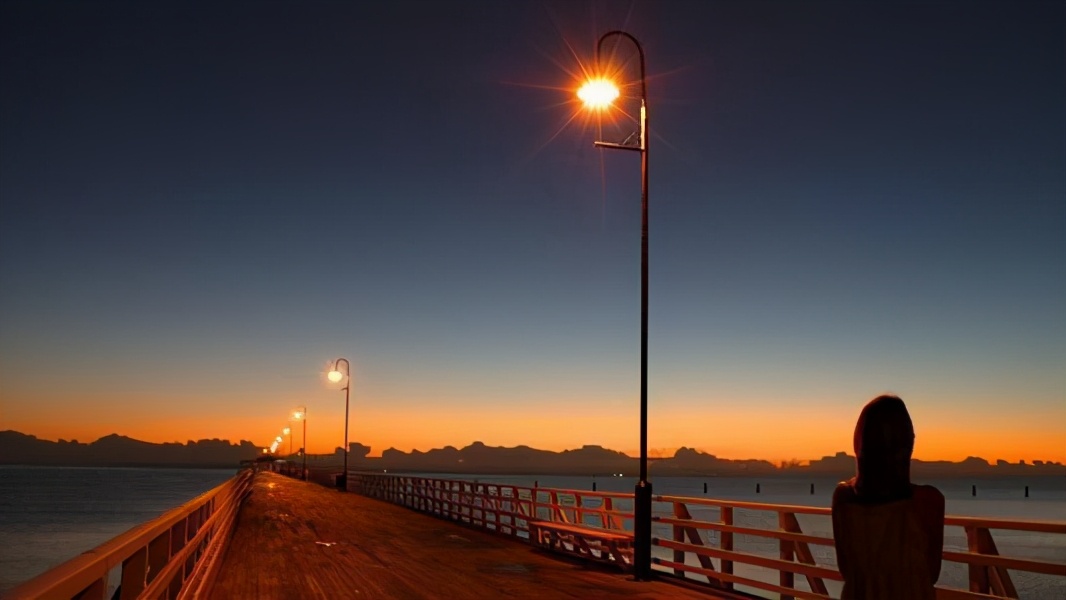 怀孕九个月要生了羊水破了,怀孕九个月要生了难产