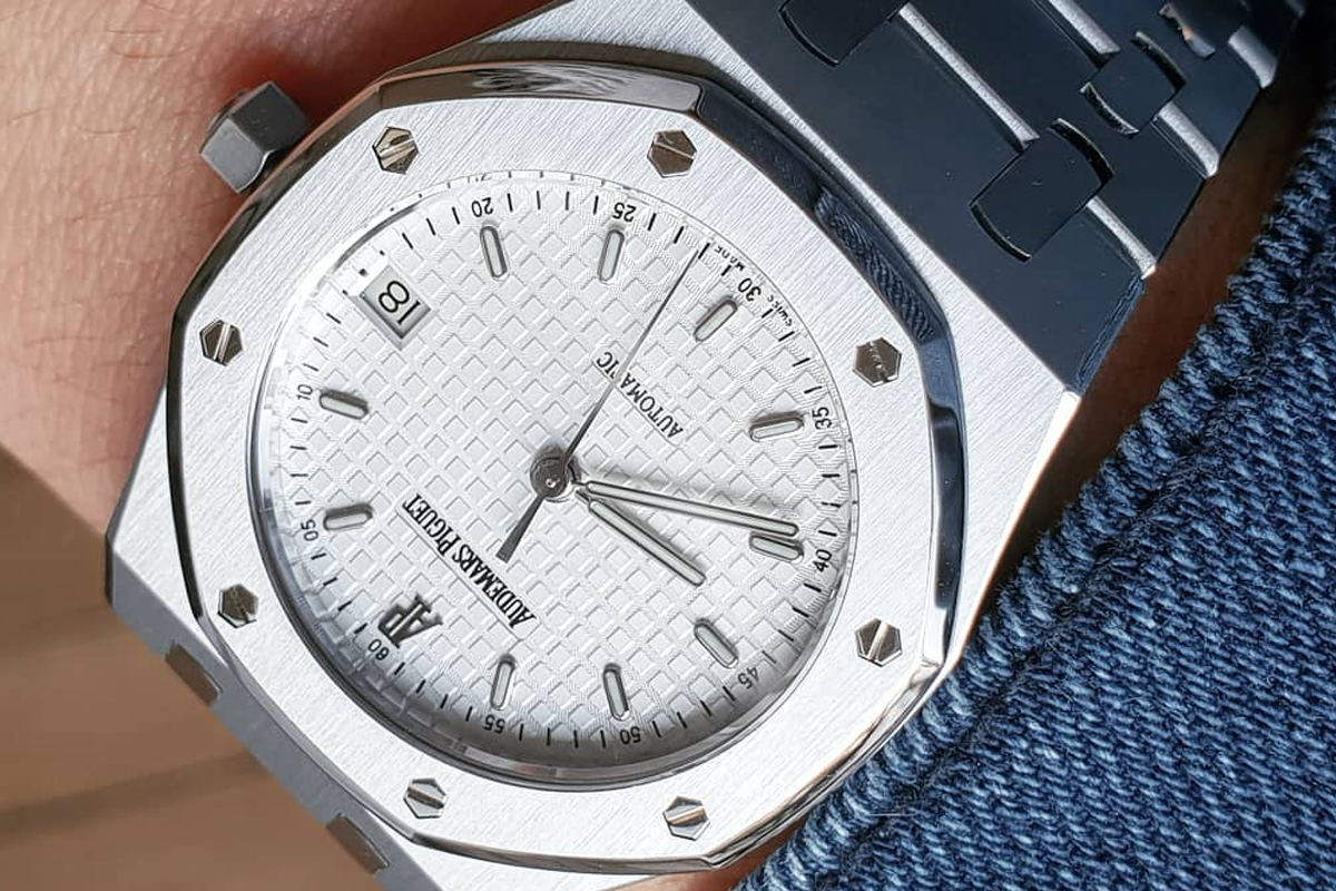 真假腕表的四大鉴定方法，从此告别“表壳厂陷阱”