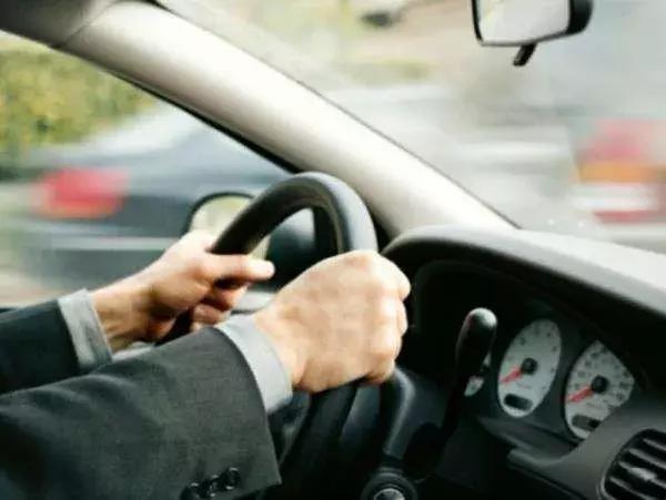 驾校免费学车有什么要求,驾校免费学驾照