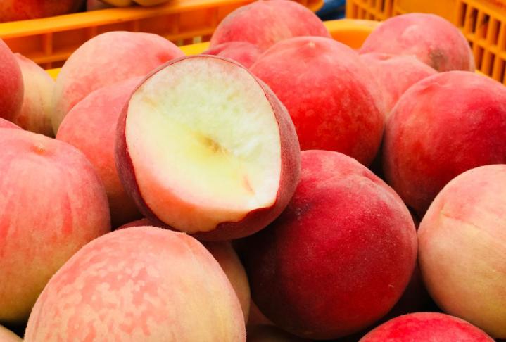 桃子的挑选方法和注意事项,桃子怎么挑选果甜