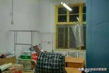 对比了全国名校研究生宿舍，我不想去复试了！