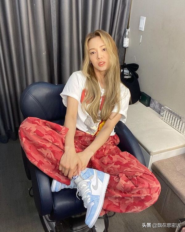 韩国明星近期上脚鞋款一览2021年王炸突然被曝光