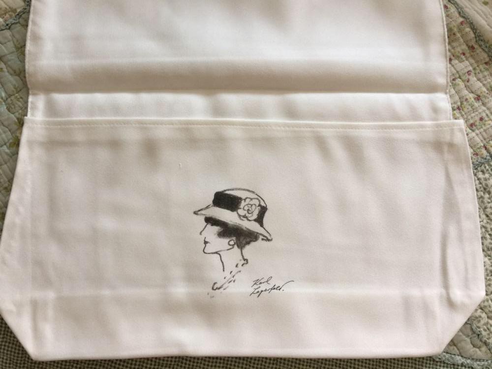 香奈儿渔夫真假鉴别,专柜买的香奈儿有瑕疵怎么办