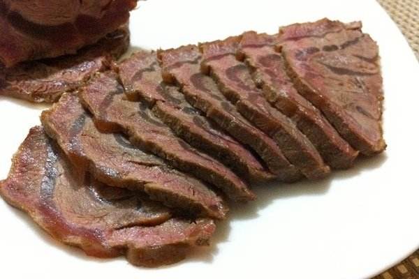 酱牛肉制作方法怎样让牛肉切不散,酱牛肉秘方牛肉酱香浓郁超好吃