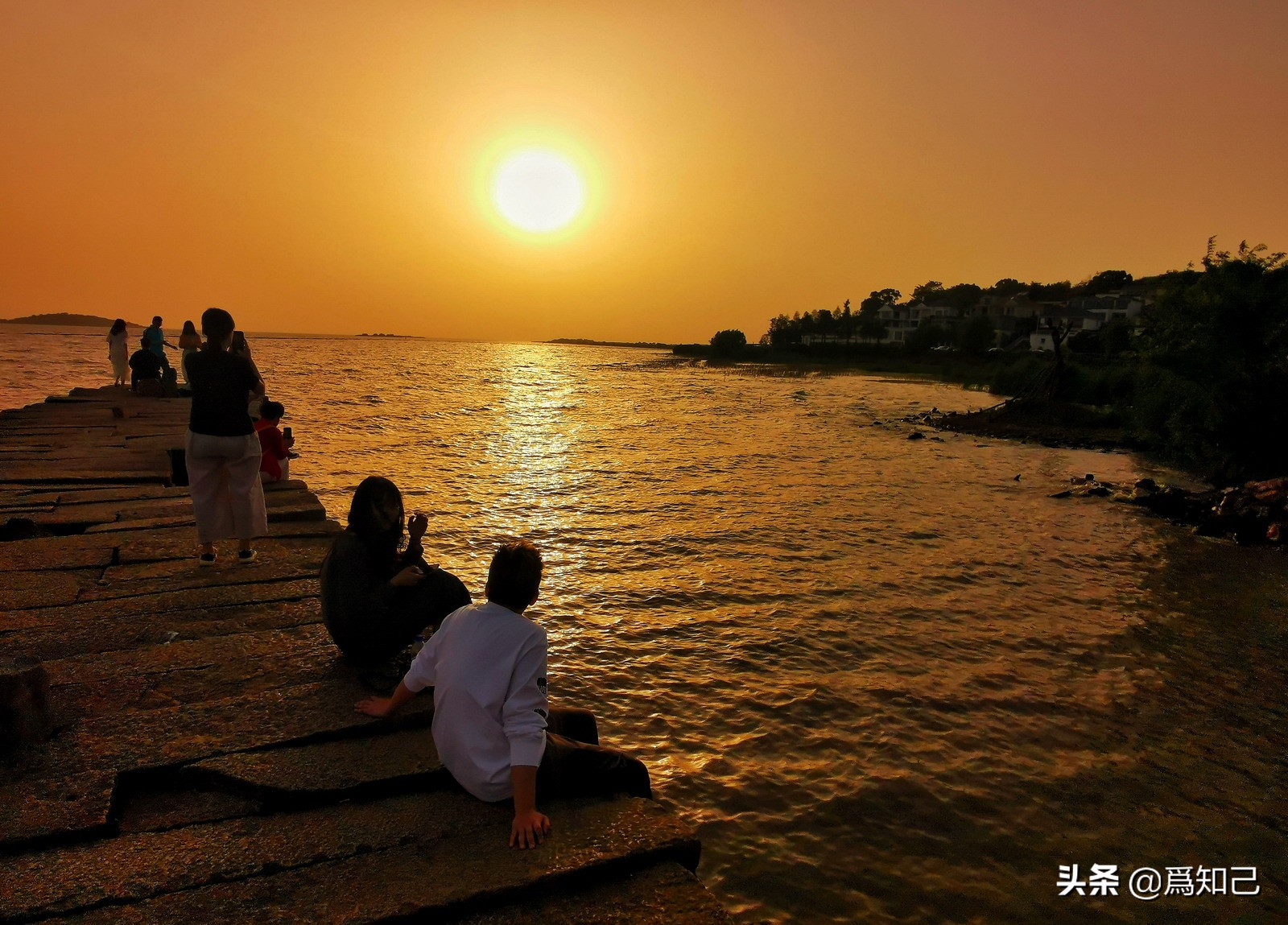 太湖明月湾就是西山岛明月湾吗,周末打卡太湖西山岛明月湾