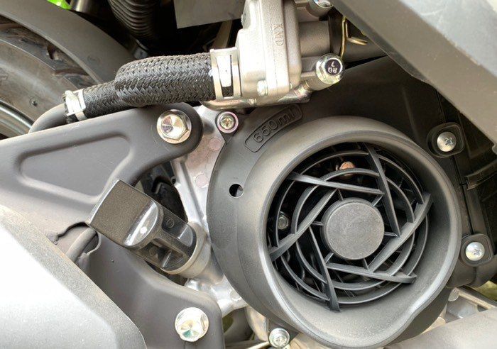 铃木uz110化油器版,铃木uz110t中缸