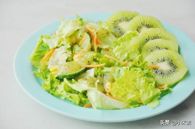 没有脂肪的沙拉酱怎么制作,沙拉酱制作减脂简单