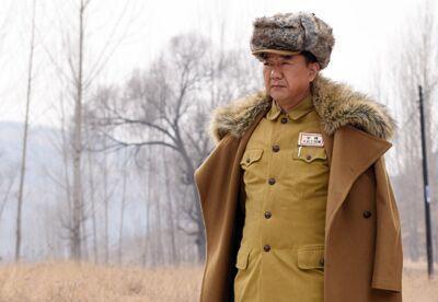 不法奸商向志愿军售卖假药，上万将士殒命，主席：须处以极刑