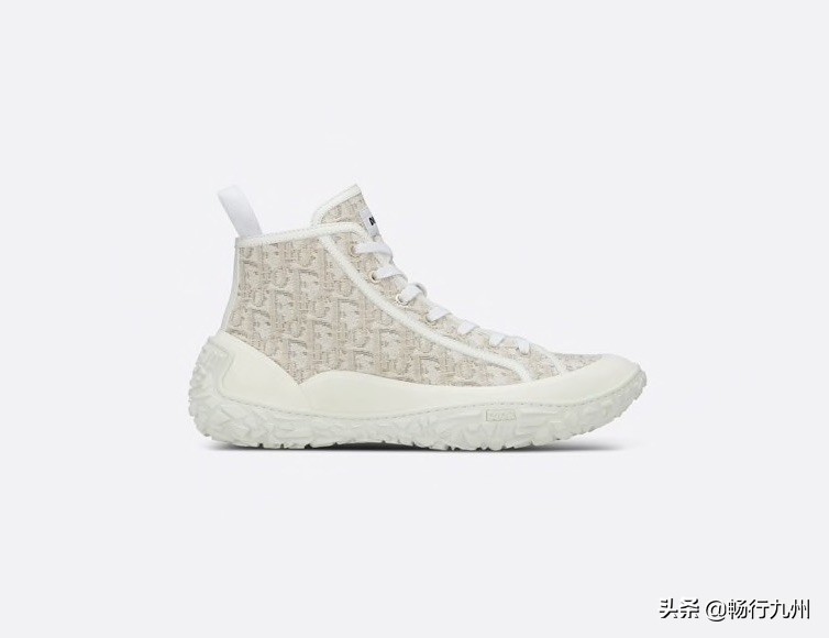 现在最流行增高哪款鞋,推荐几款好看的增高鞋