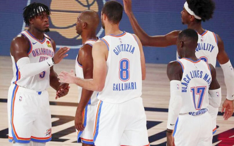 多诺万谈到威少,多诺万米切尔雷霆