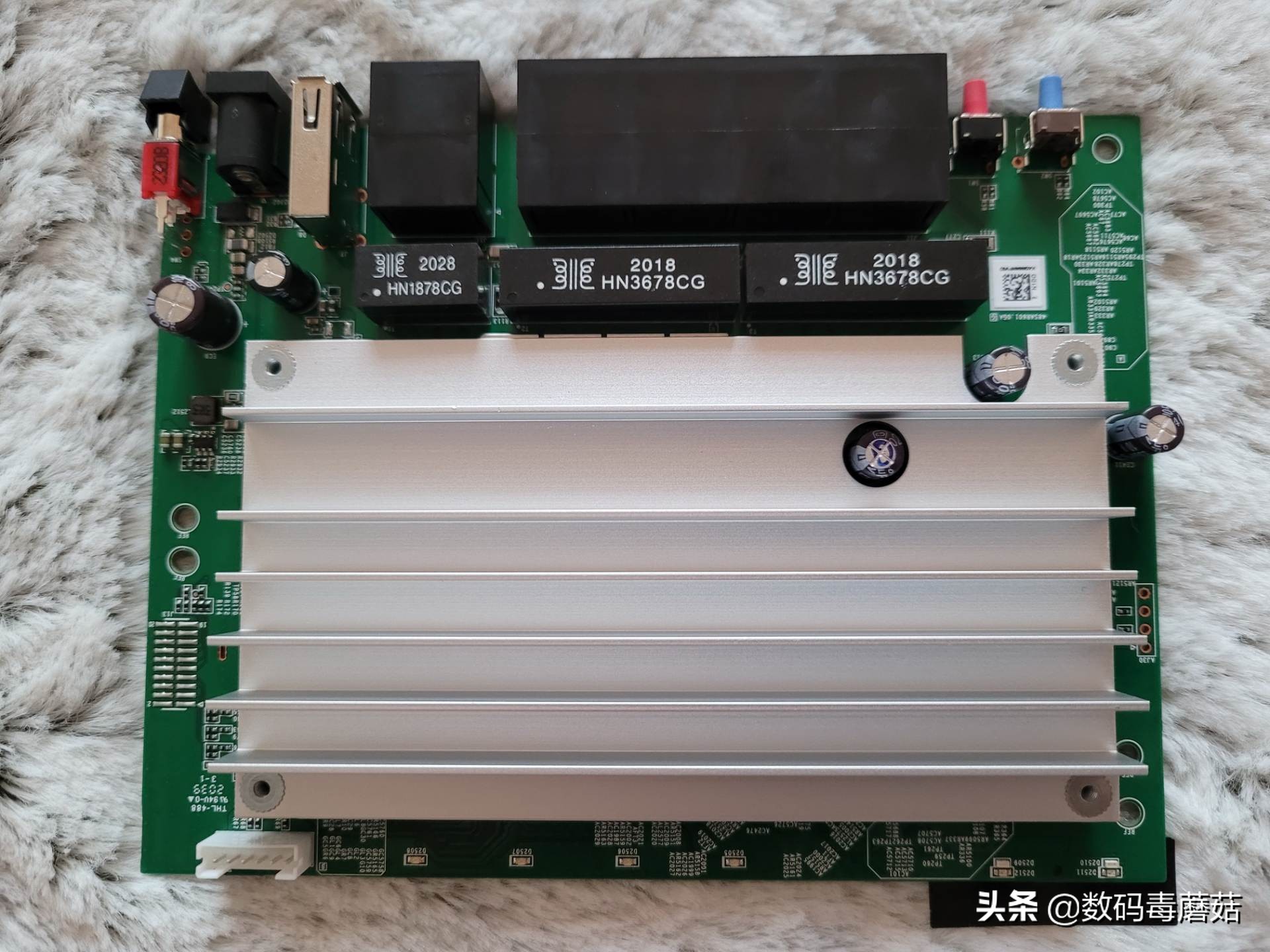 领势3500路由器评测,领势路由器拆解