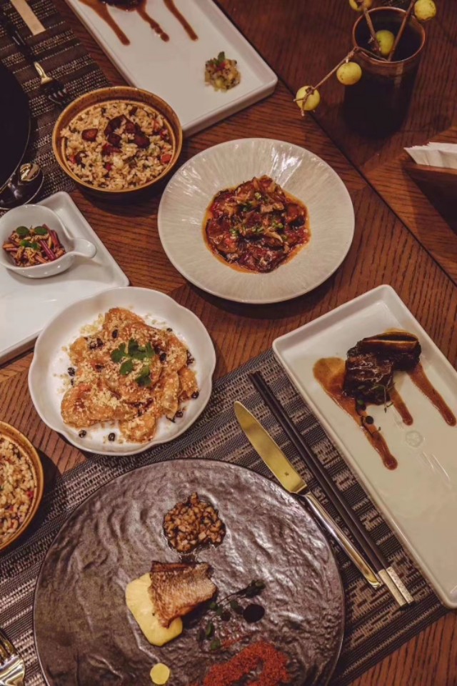 【桥山酒店状元别院】偏爱黄果树，文凡新作，来一场云端之旅