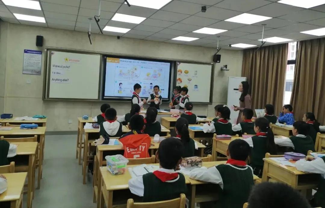 南京这所小学“弯道超车”,做了什么?