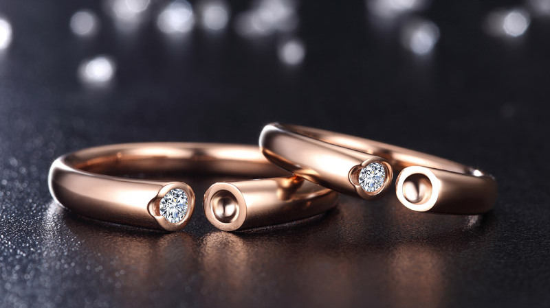 情侣对戒买什么牌子比较好,周大生七夕玫瑰金情侣对戒