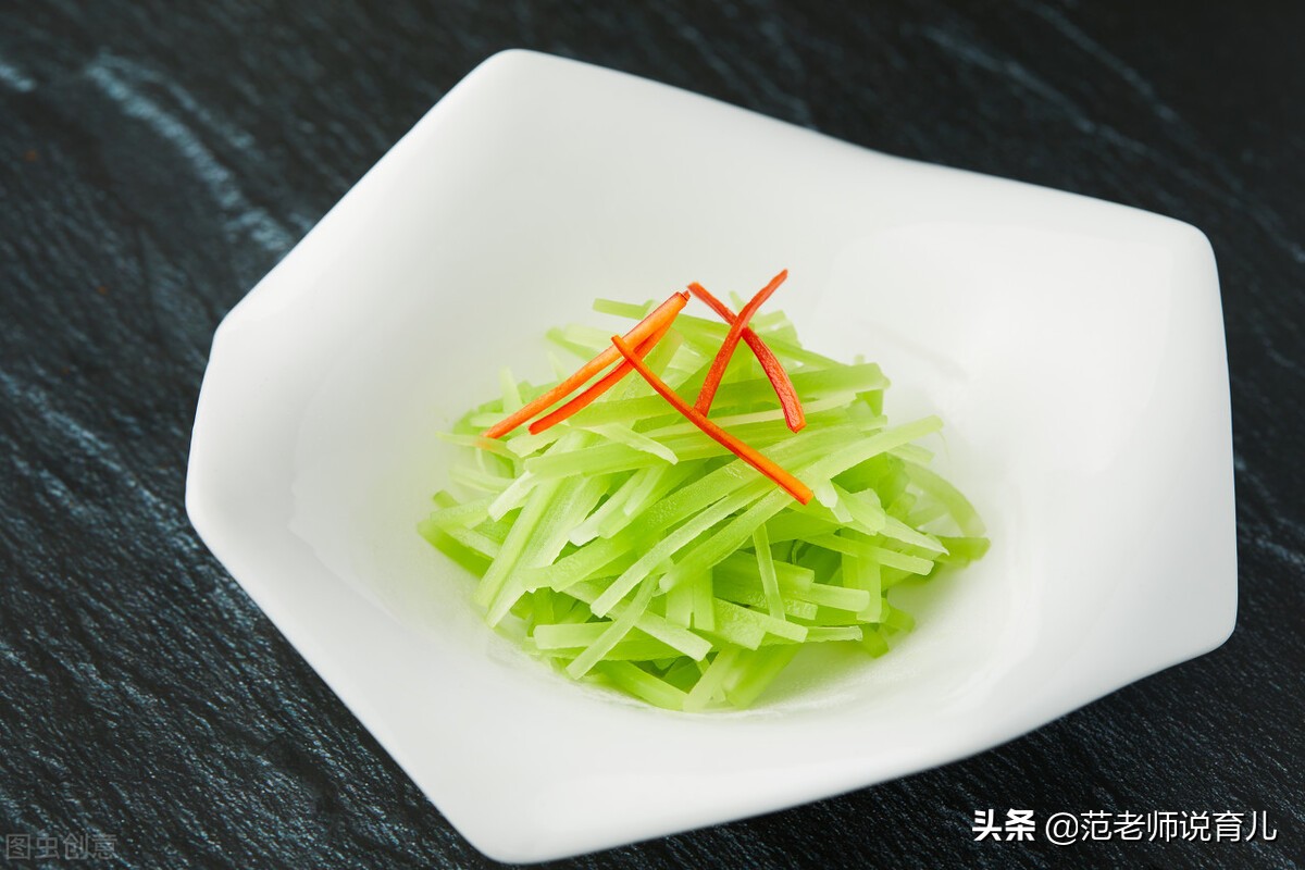 宝宝老是烂屁股是什么原因,宝宝烂屁股发白