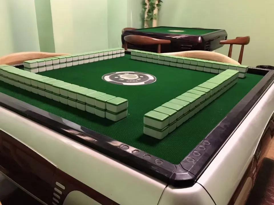 轰趴馆可行吗,开个轰趴馆的利弊