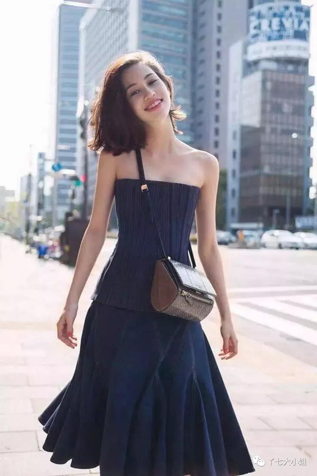 短发女孩穿什么裙子比较好看,女生短发适合穿什么样的裙子