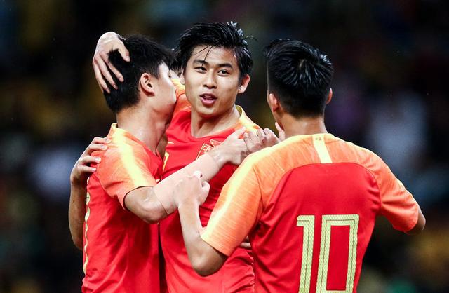 聂卫平：男足国脚没有智力，若我是足协主席，官员和球员全开除！