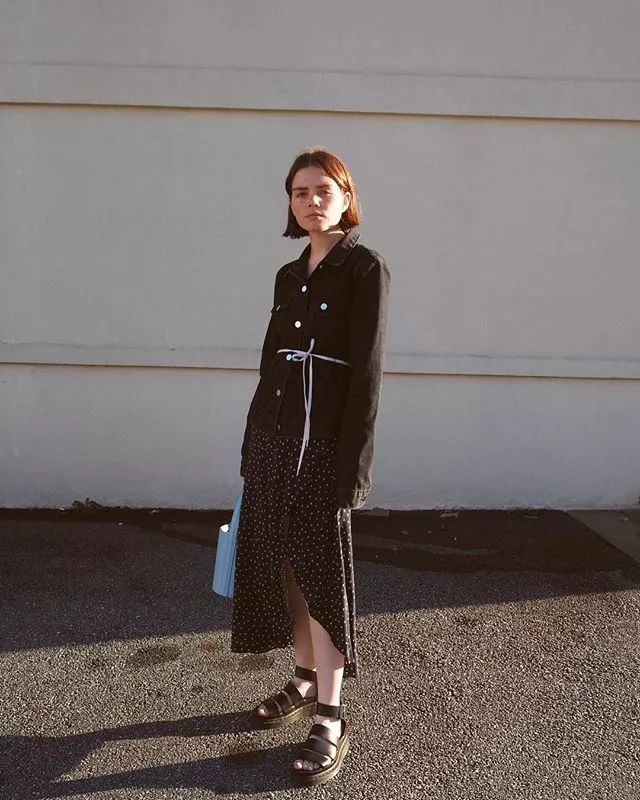 适合微胖小个子女生的衣服店铺,微胖小个子衣服穿搭