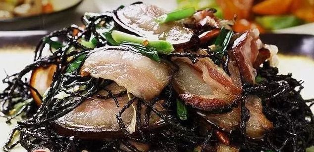 核桃花的真实图片,农村特产核桃图片