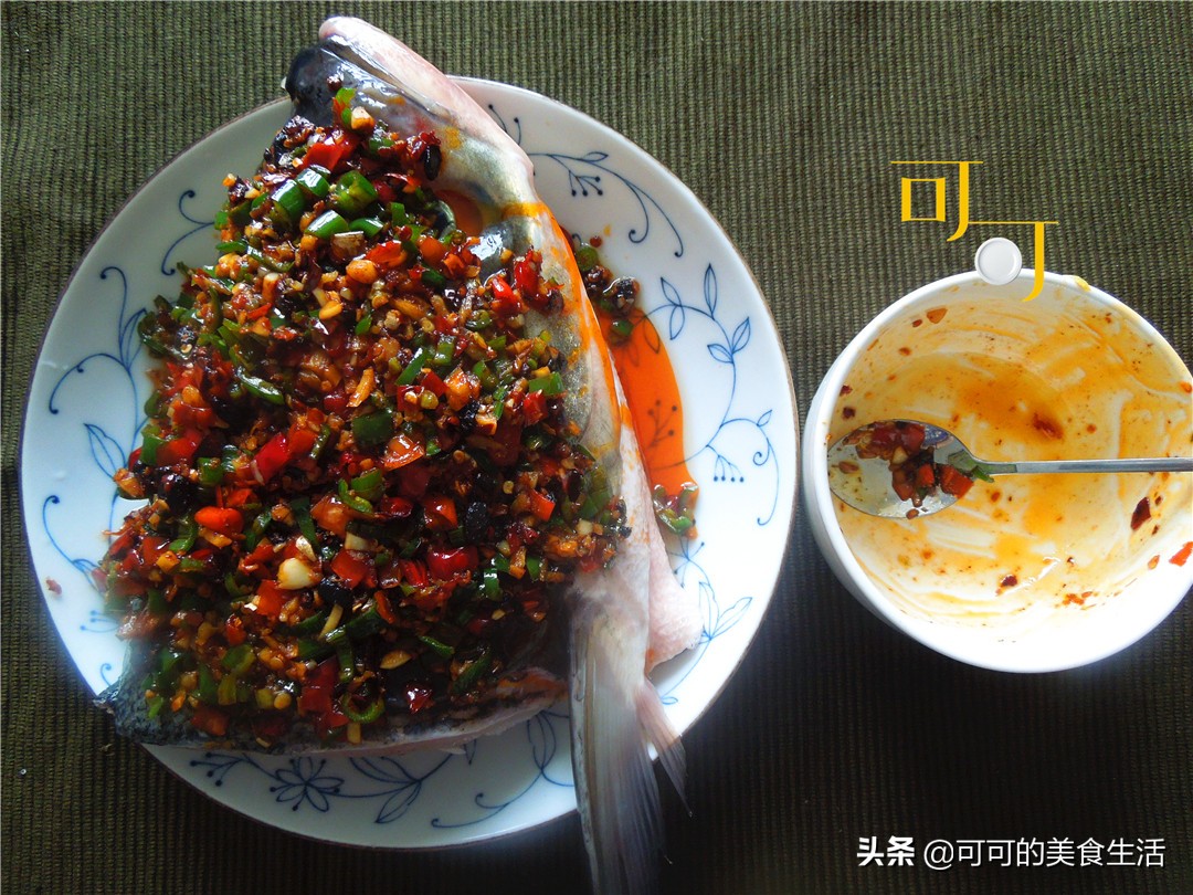 紫蒜辣酱蒸鱼头做法,剁椒蒸鱼头的辣酱