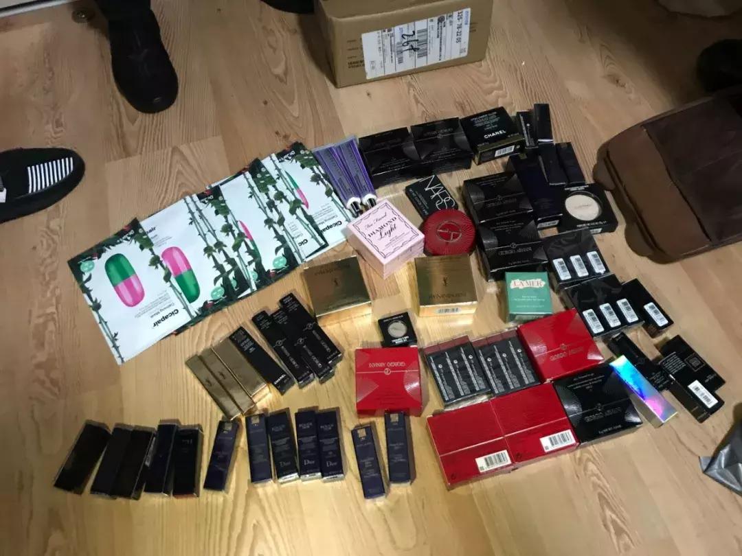 代购店知名品牌莫名消失!真相大跌眼镜,你怎么看?