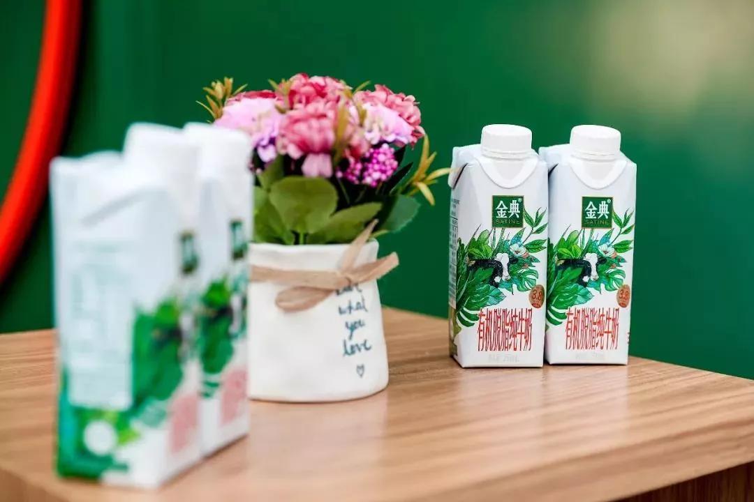 2018金典有机奶,金典有机奶直播案例