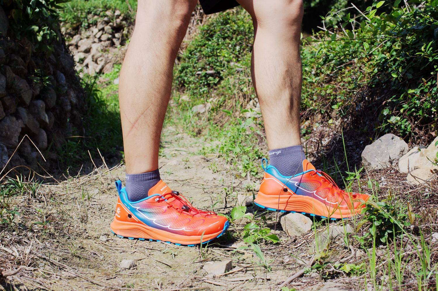 秋冬雨天适合穿什么,秋冬穿的雨鞋