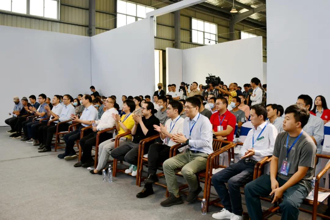 木质家具设计的守正与创新、设计与应用高端对话沙龙丨美家美居说在秀屿举行