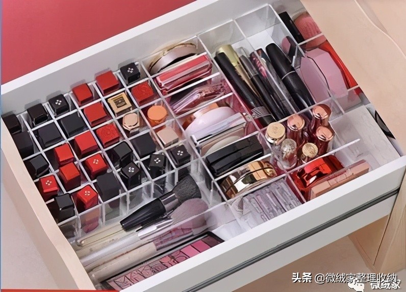 抽屉收纳化妆品整理技巧,洗手台上的化妆品怎么收纳的