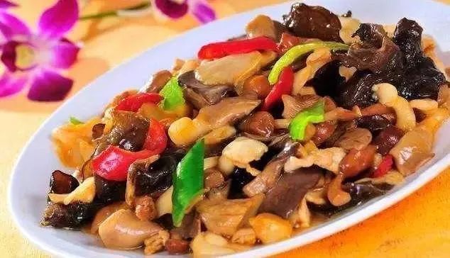 五花肉土豆莲藕莴笋麻辣香锅,番茄土豆山药炖腊肉肥牛