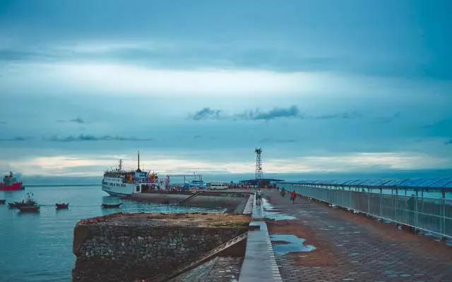 比鼓浪屿大12倍,比三亚安静10倍!这小岛最适合现在去,美轮美奂