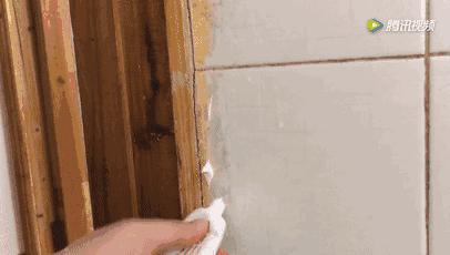 白墙的贴纸怎么去除掉不破坏墙面,家里的白墙脏了怎么弄得干净呢