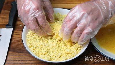 正宗炸热狗不要面包糠,如何炸热狗才不会炸油