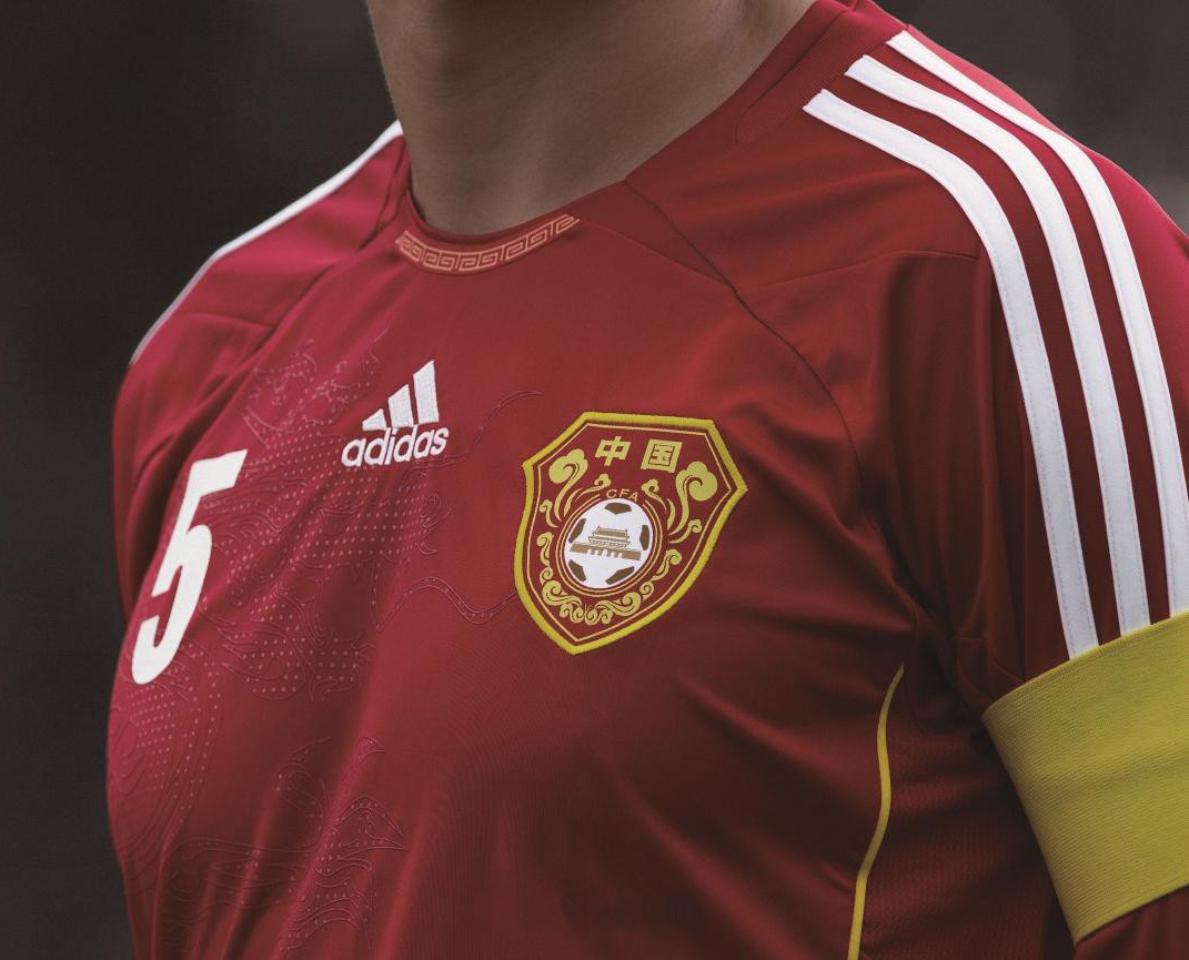 耐克发布中国队球衣,看了国足与越南后感受