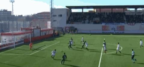 国王杯武磊献助攻西班牙人晋级,武磊凌空斩破僵局西班牙人半场