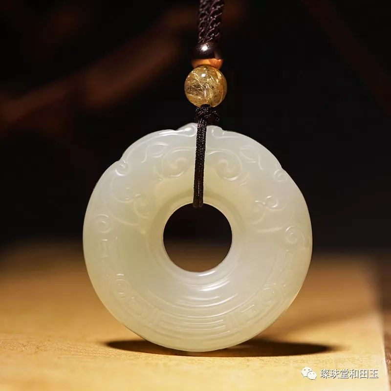 白玉的鉴别方法的价格,辨别白玉原石的方法