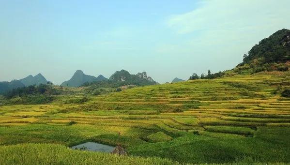 黄果树荔波小七孔苗寨镇远两日游,千户苗寨梵净山黄果树三日游