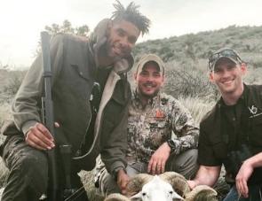 球星伦纳德背影,球星背后