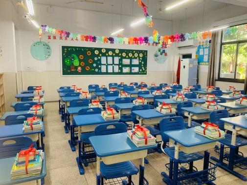 太暖心!新学期教室里这块特殊的黑板,羡慕了多少人