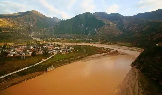 华山黑龙潭的灵异故事,华山黑龙潭