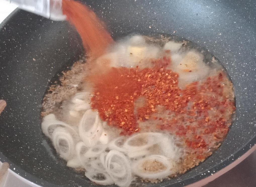 正宗的辣椒油做法和配方,正宗辣椒油的做法与配方
