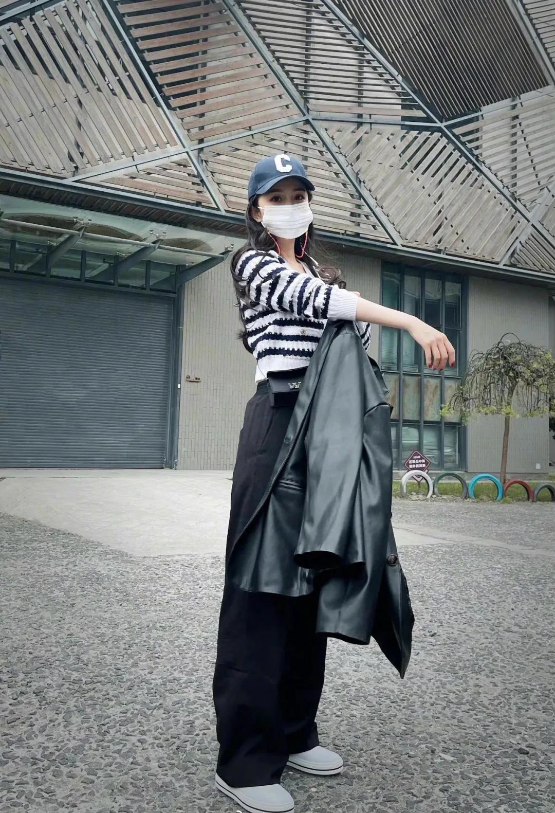 明星们脚上的球鞋，悄悄变贵了